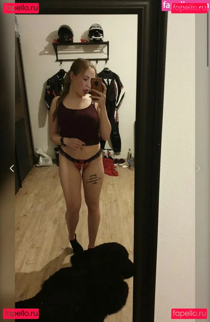 Feuerrose Onlyfans Photo Gallery 