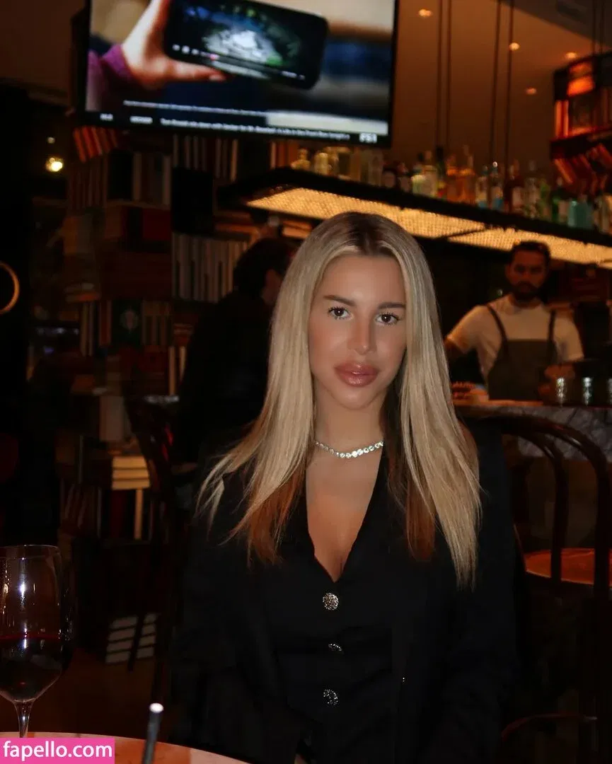 Ema Karter Onlyfans Photo Gallery 