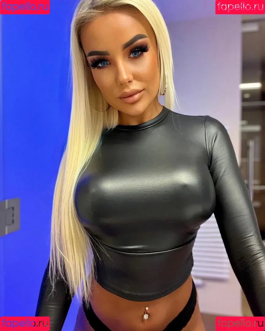 Lucysea Onlyfans Photo Gallery 