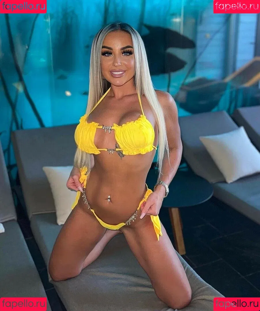 Lucysea Onlyfans Photo Gallery 
