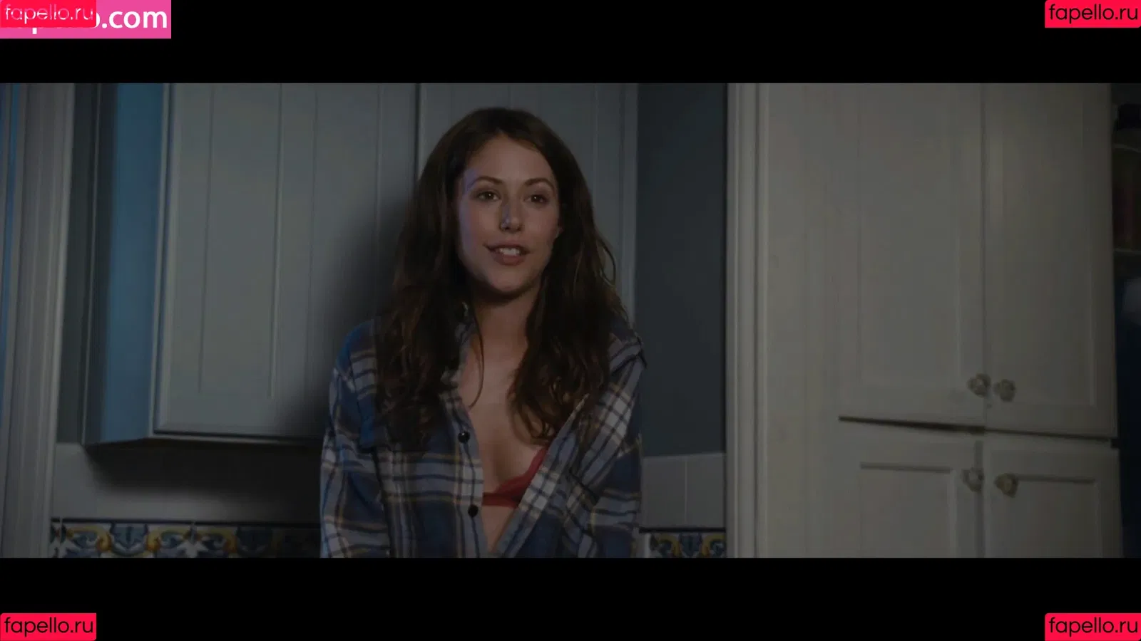 Amanda Crew Onlyfans Photo Gallery 