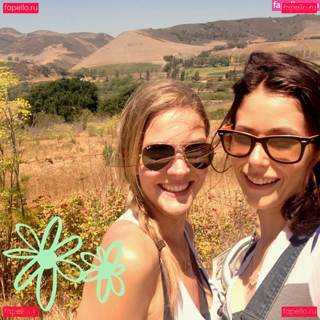 Amanda Crew Onlyfans Photo Gallery 