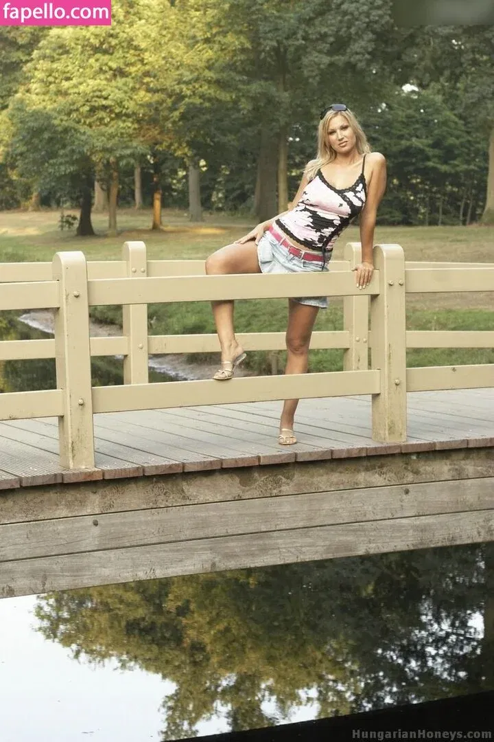 Carol Goldnerova Onlyfans Photo Gallery 