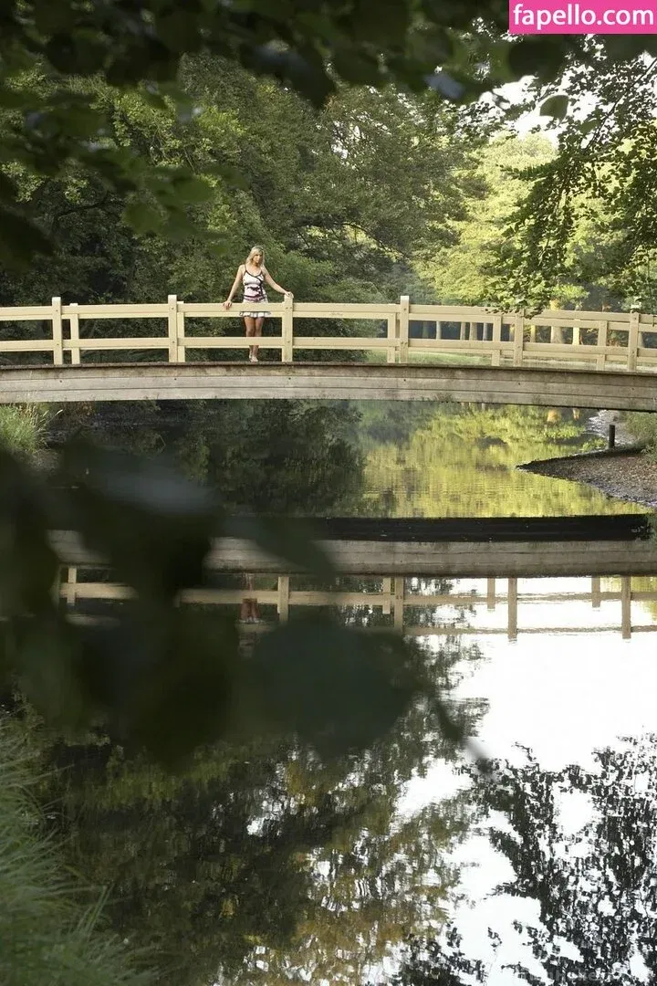 Carol Goldnerova Onlyfans Photo Gallery 