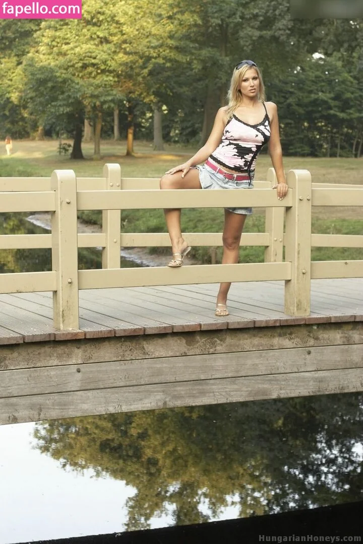 Carol Goldnerova Onlyfans Photo Gallery 