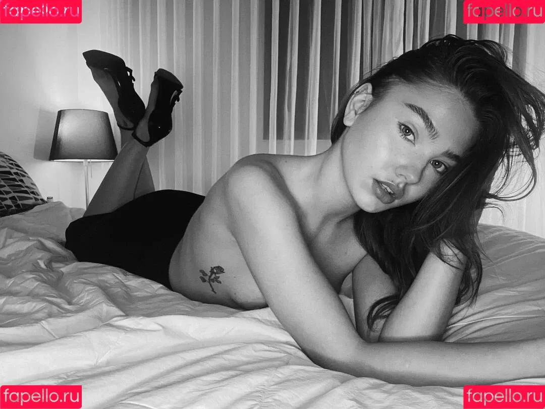Eva Shakun Onlyfans Photo Gallery 