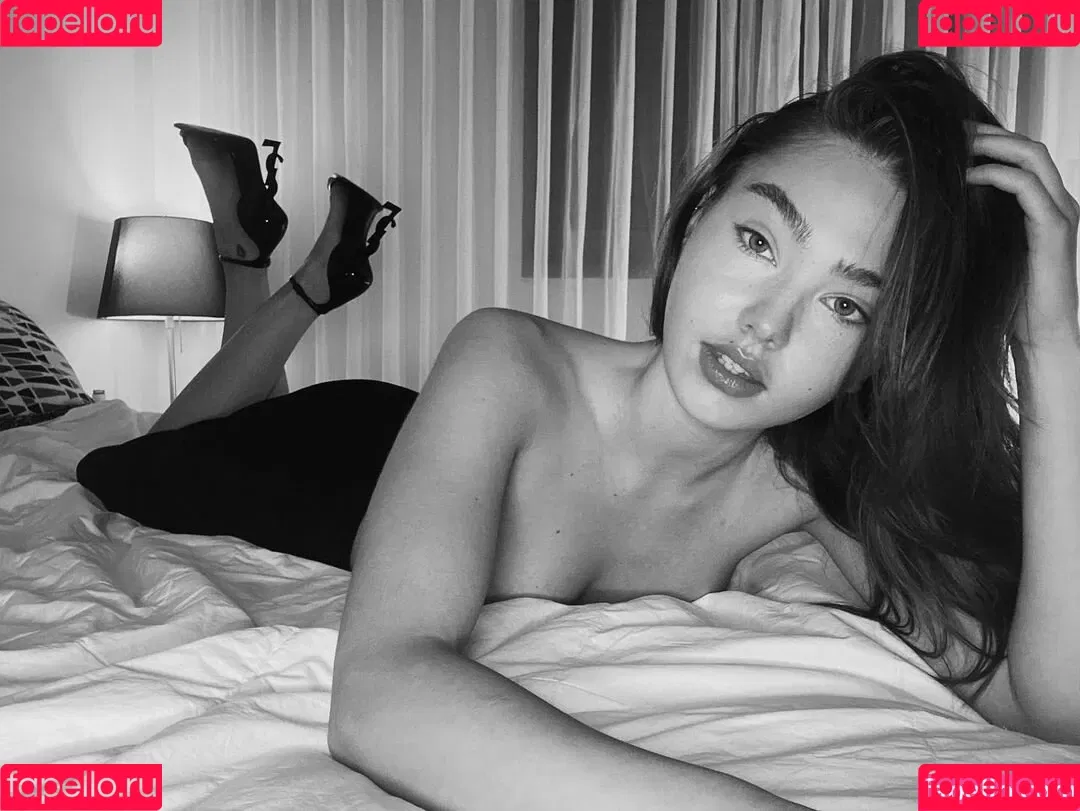 Eva Shakun Onlyfans Photo Gallery 