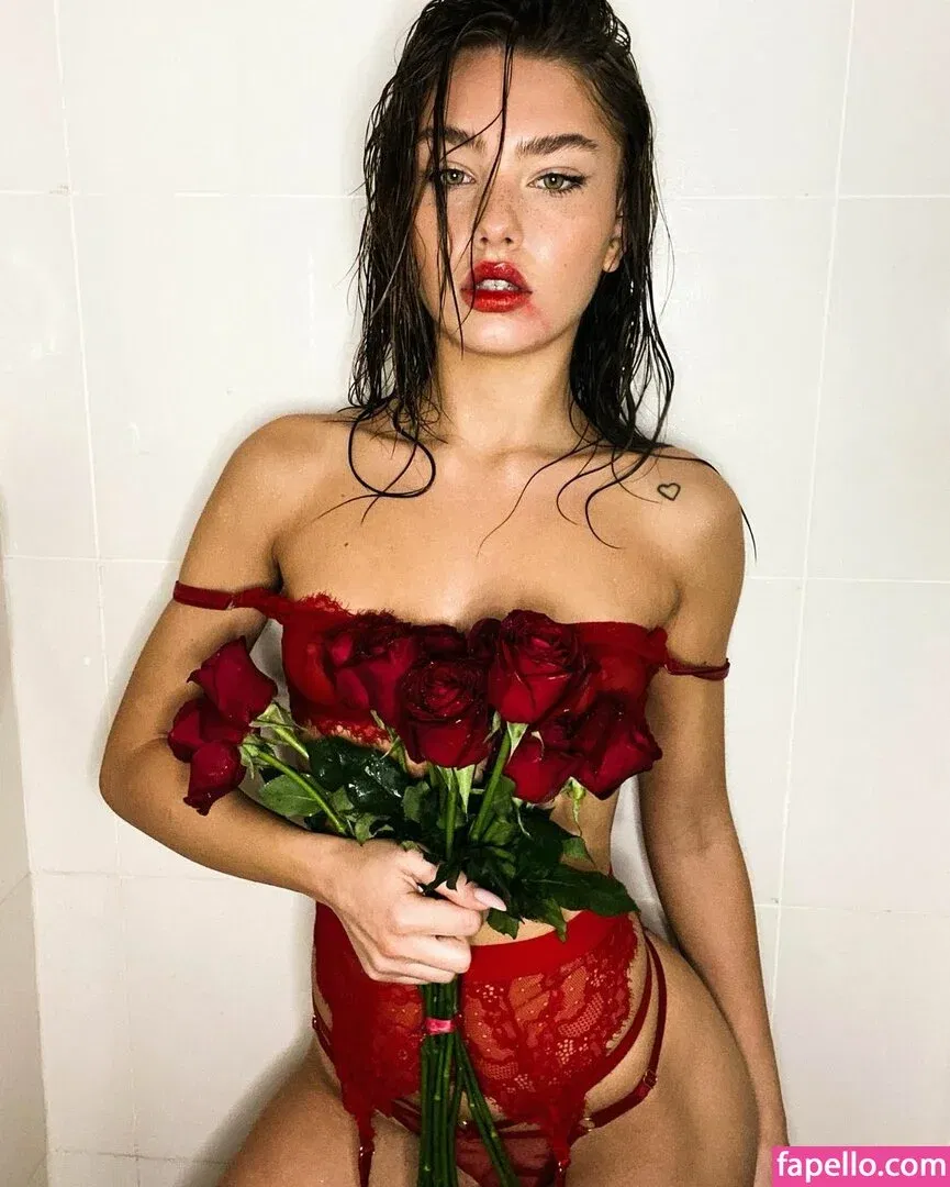 Eva Shakun Onlyfans Photo Gallery 