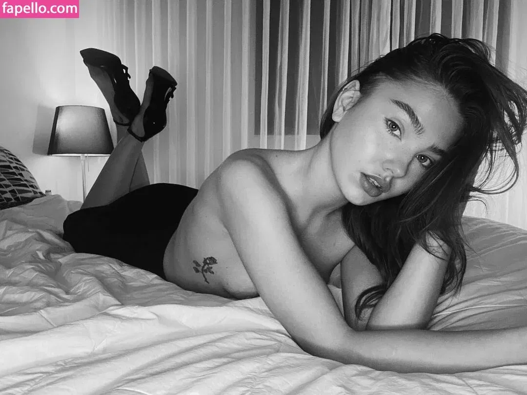 Eva Shakun Onlyfans Photo Gallery 