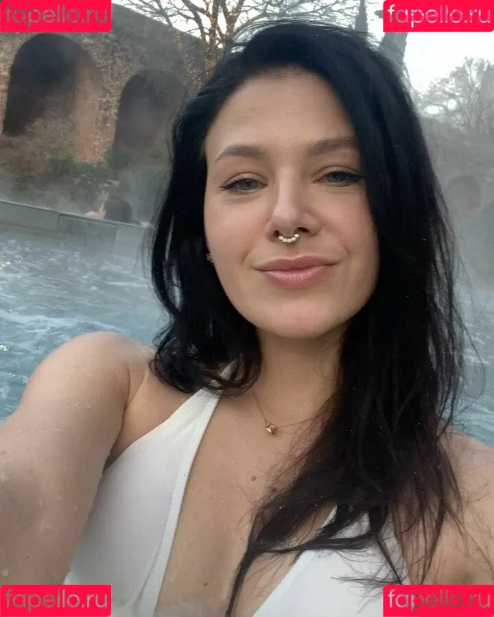 Anastasia Ashera Onlyfans Photo Gallery 