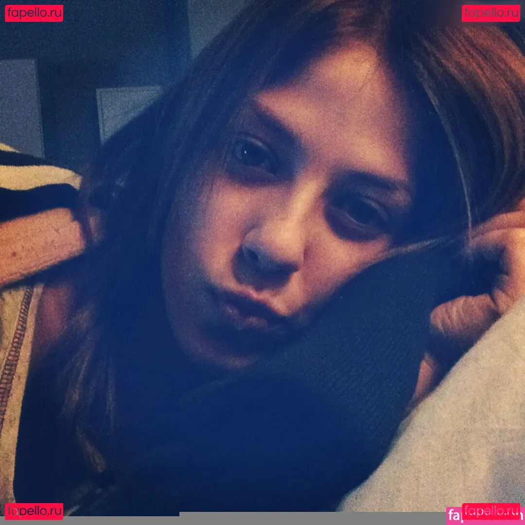 Selina Metzger Onlyfans Photo Gallery 