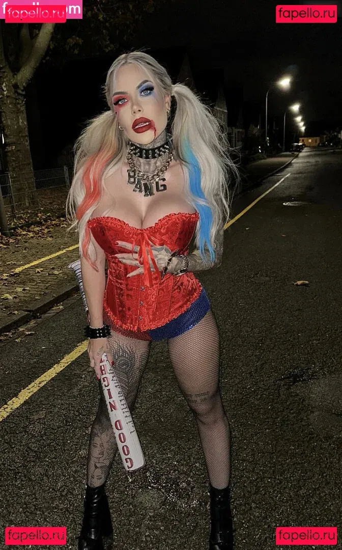 Selina Metzger Onlyfans Photo Gallery 