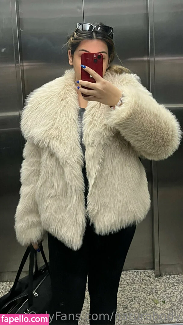 mervedamla Onlyfans Photo Gallery 