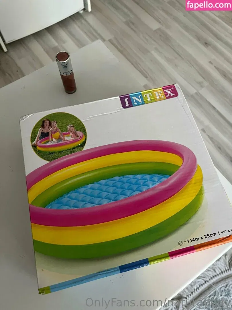 mervedamla Onlyfans Photo Gallery 