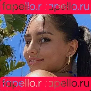 Aurelia Lamprecht Onlyfans Photo Gallery 