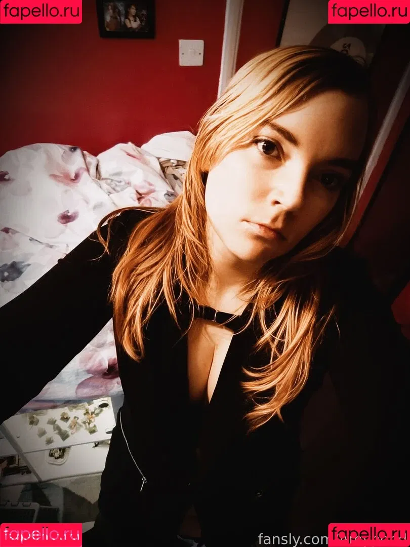 Amypond Onlyfans Photo Gallery 