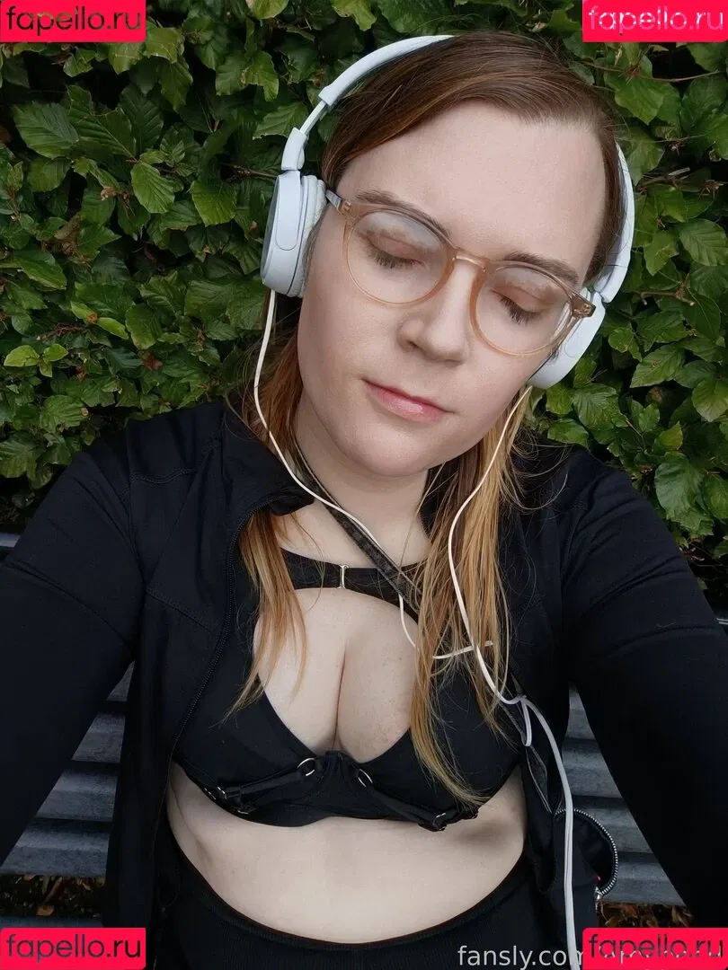 Amypond Onlyfans Photo Gallery 
