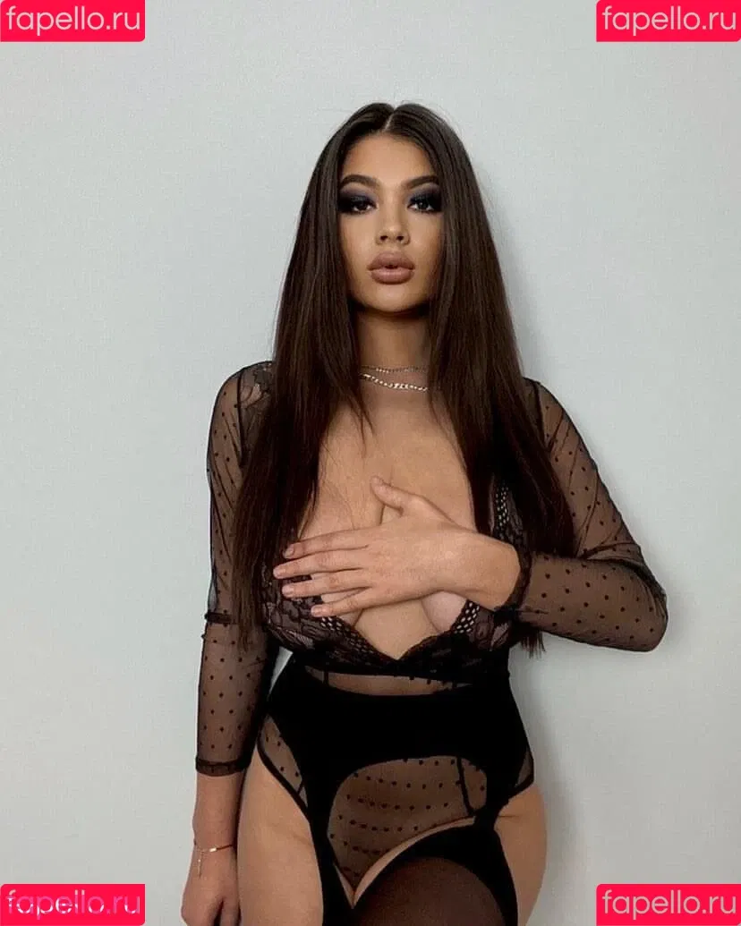 Annaartsv Onlyfans Photo Gallery 