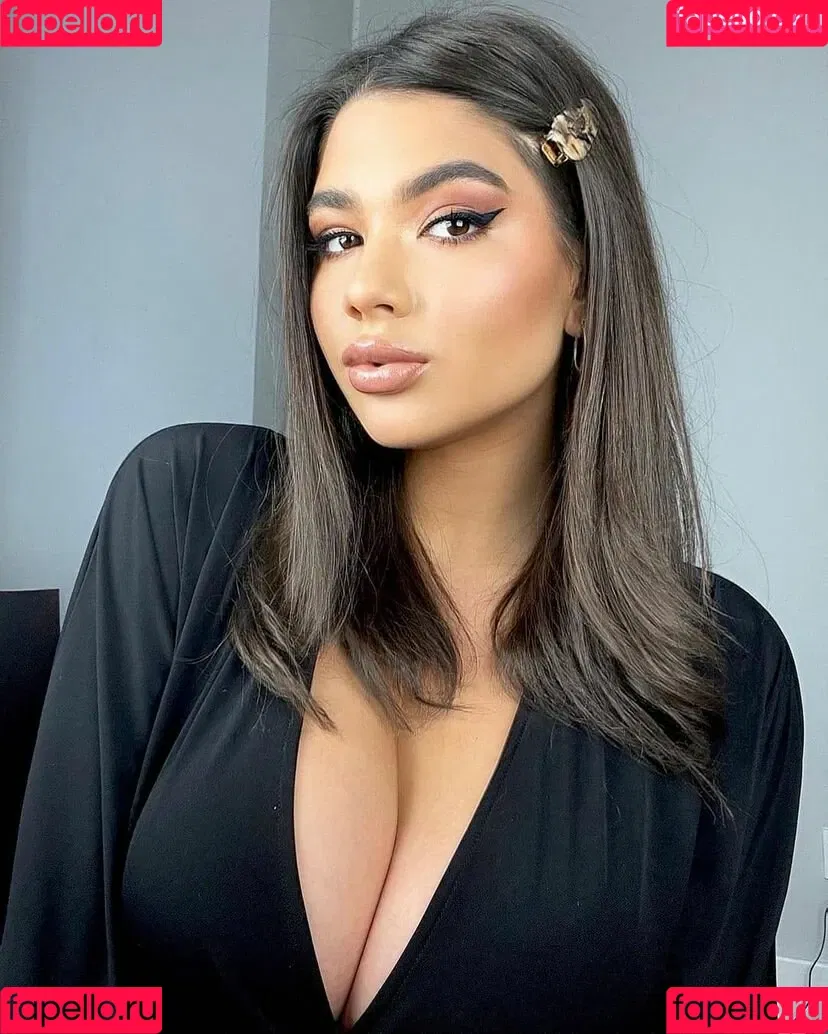 Annaartsv Onlyfans Photo Gallery 