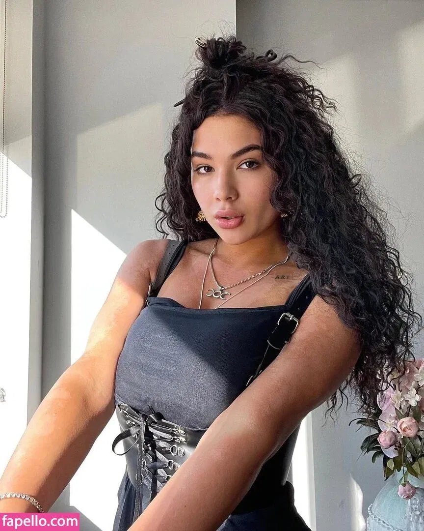 Annaartsv Onlyfans Photo Gallery 