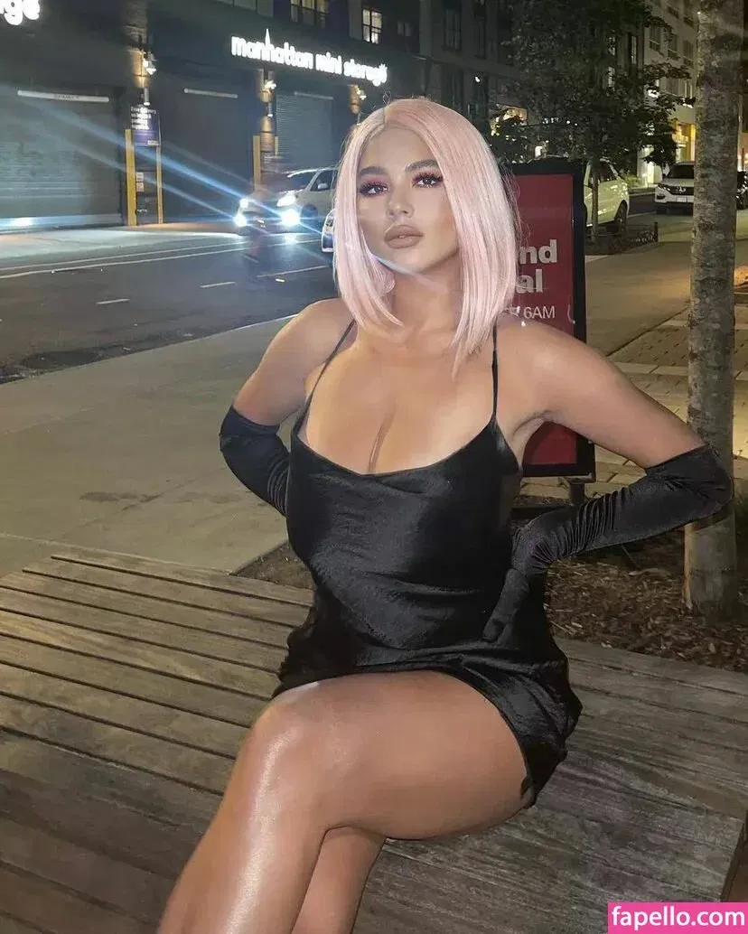 Annaartsv Onlyfans Photo Gallery 