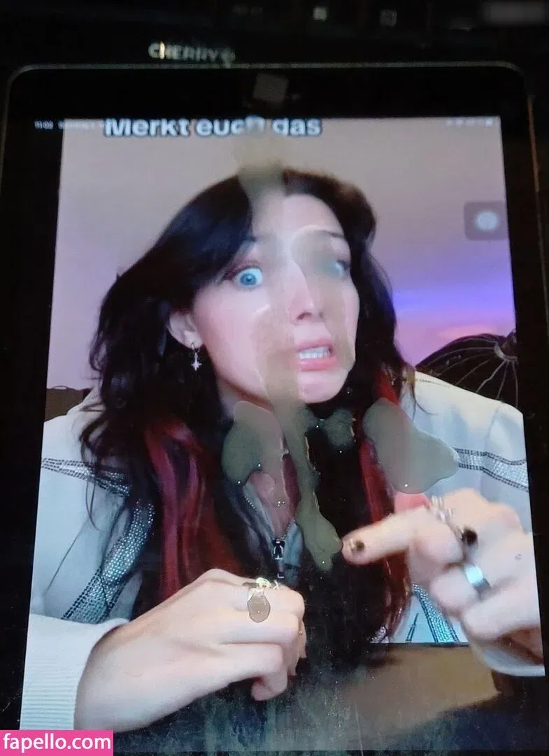 Cum Tributes Onlyfans Photo Gallery 