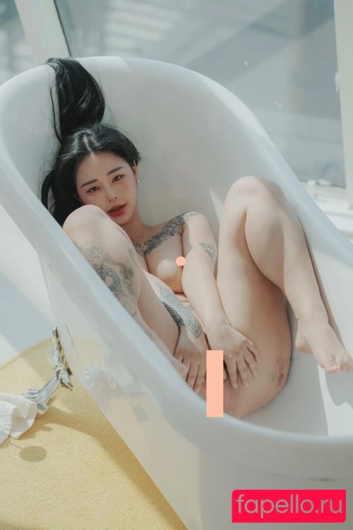 ro_bbin123 Nude Onlyfans Photo 6