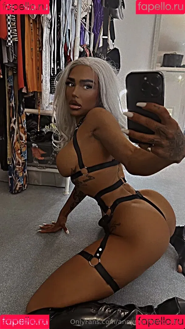 Anny Marry Onlyfans Photo Gallery 