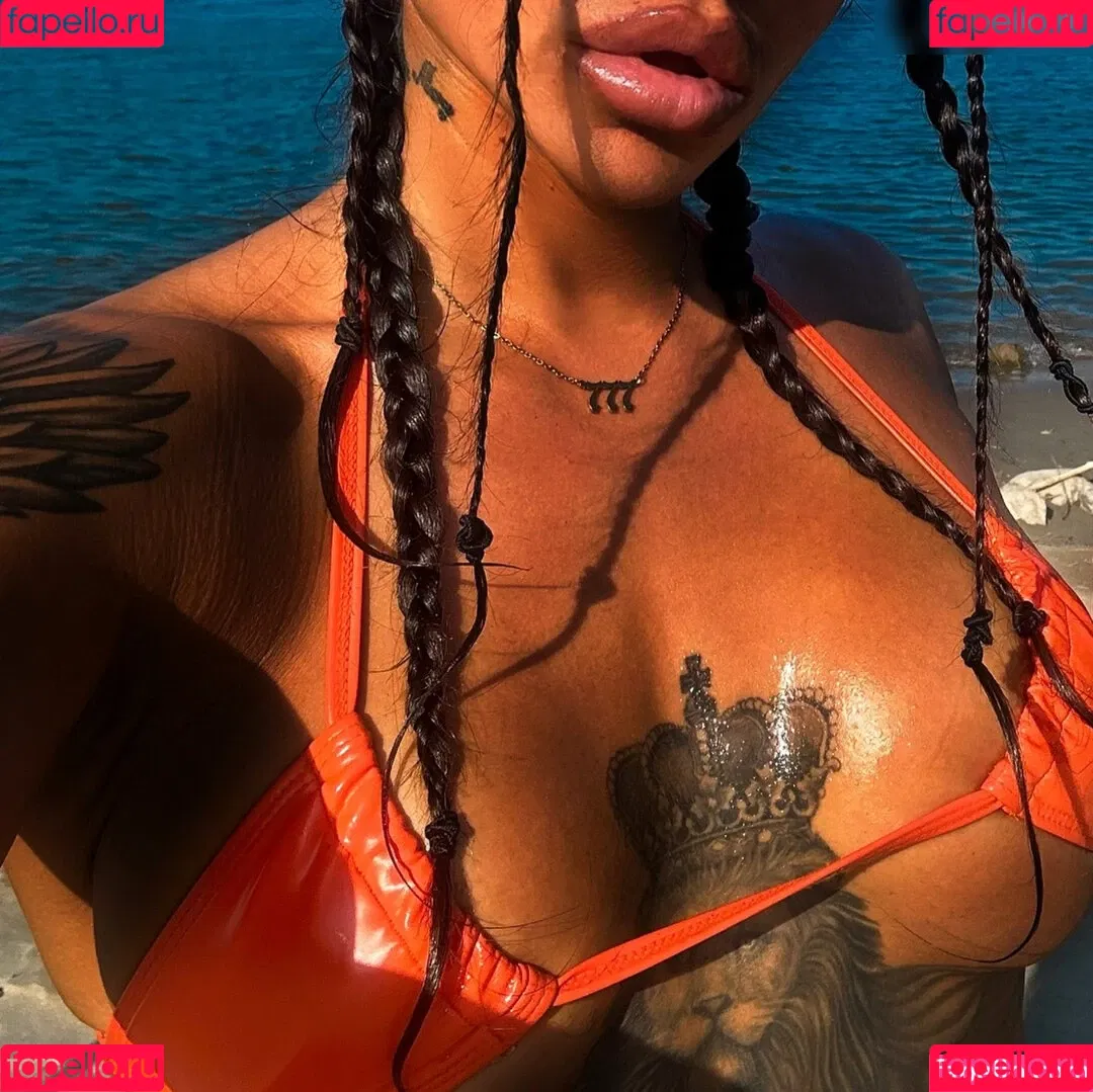 Anny Marry Onlyfans Photo Gallery 