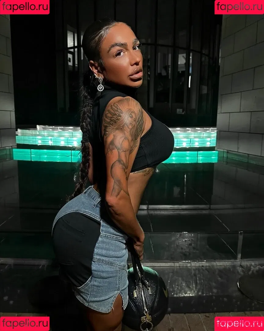 Anny Marry Onlyfans Photo Gallery 