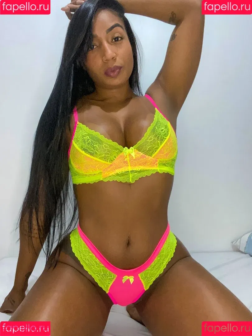 Thami Souza Onlyfans Photo Gallery 