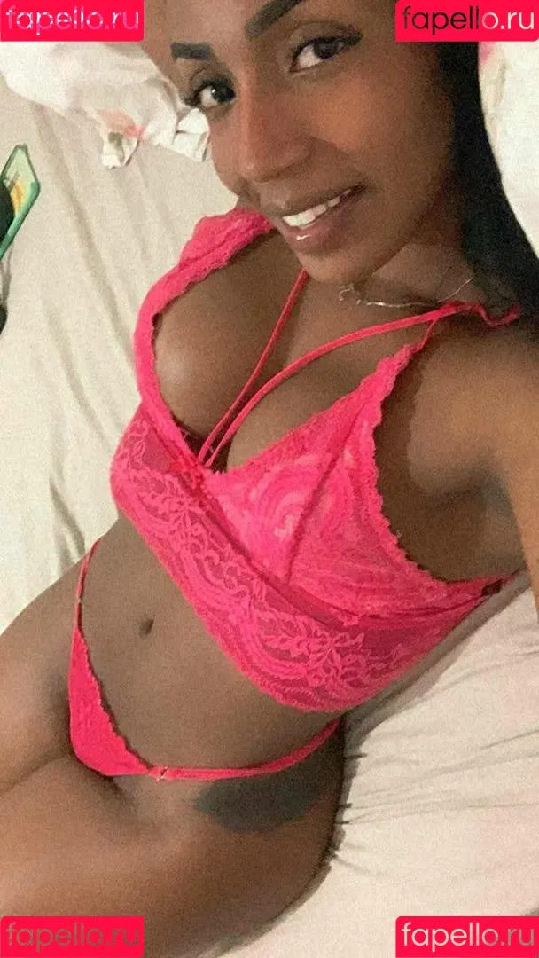 Thami Souza Onlyfans Photo Gallery 
