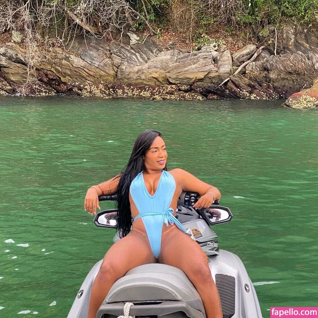 Thami Souza Onlyfans Photo Gallery 