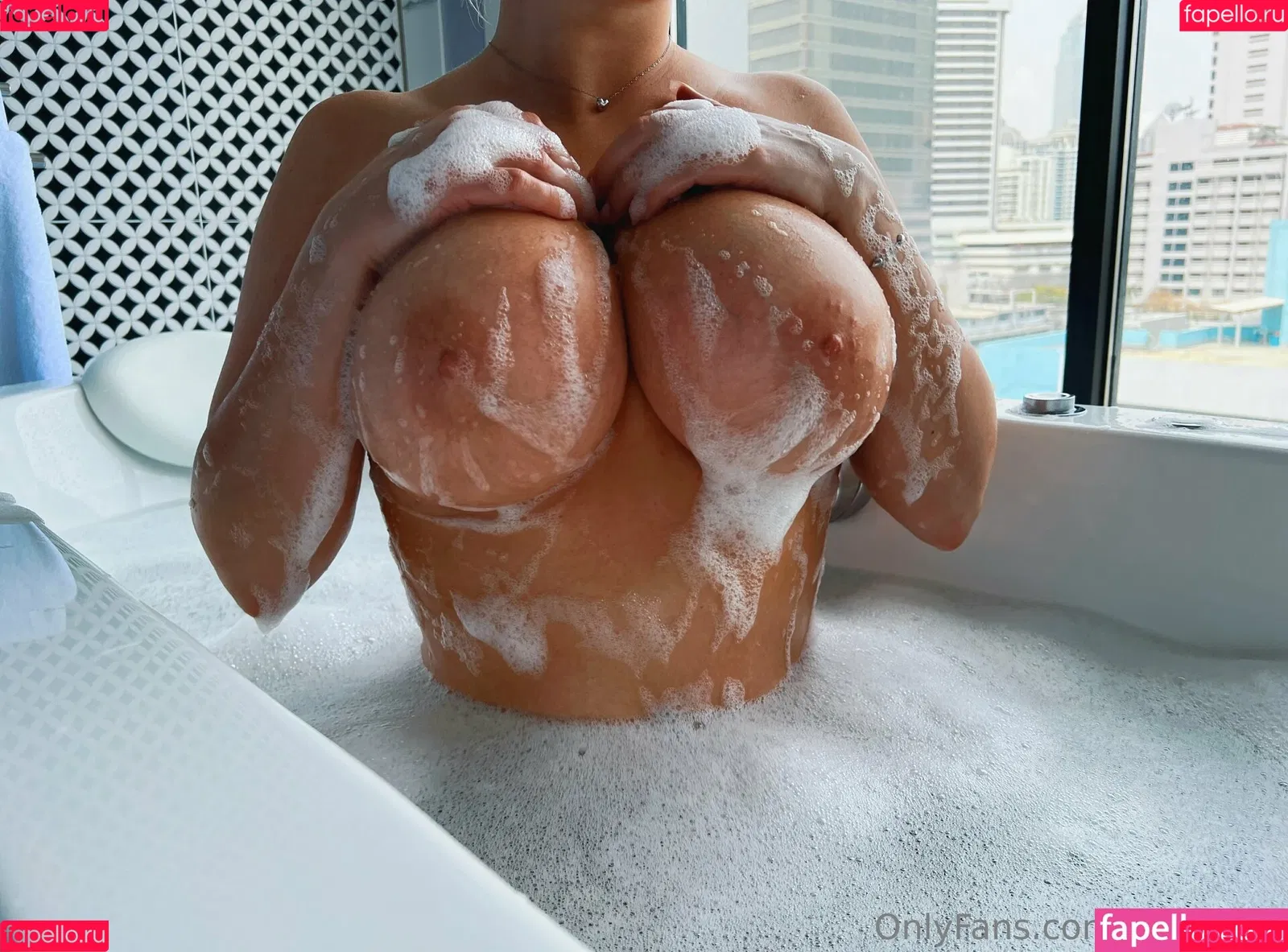 Nicci Azzy Onlyfans Photo Gallery 