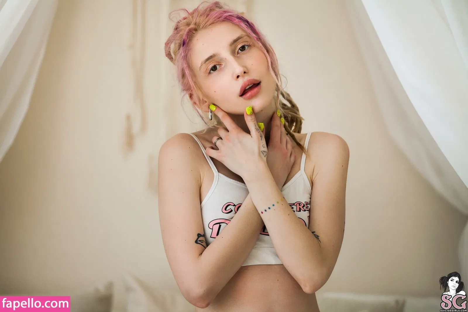 MaryAnnaJane Onlyfans Photo Gallery 