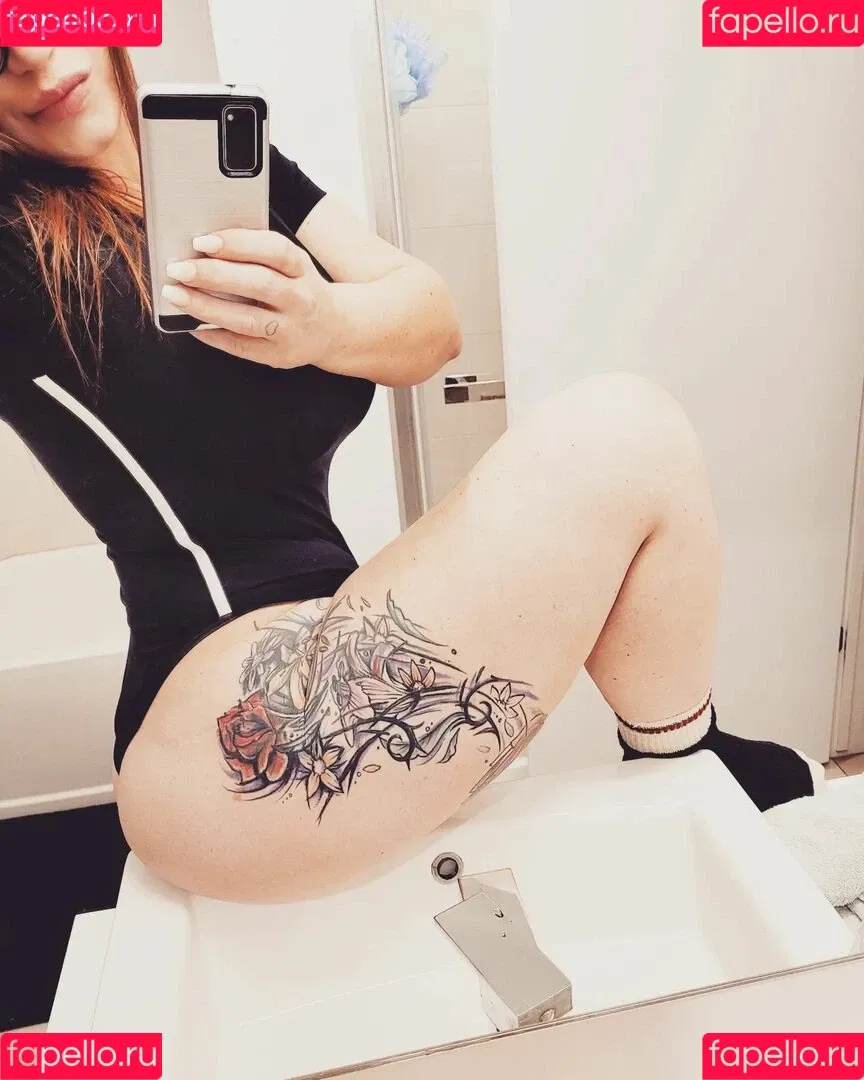 SugarKrispyKat Onlyfans Photo Gallery 