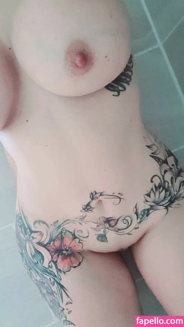 SugarKrispyKat Onlyfans Photo Gallery 