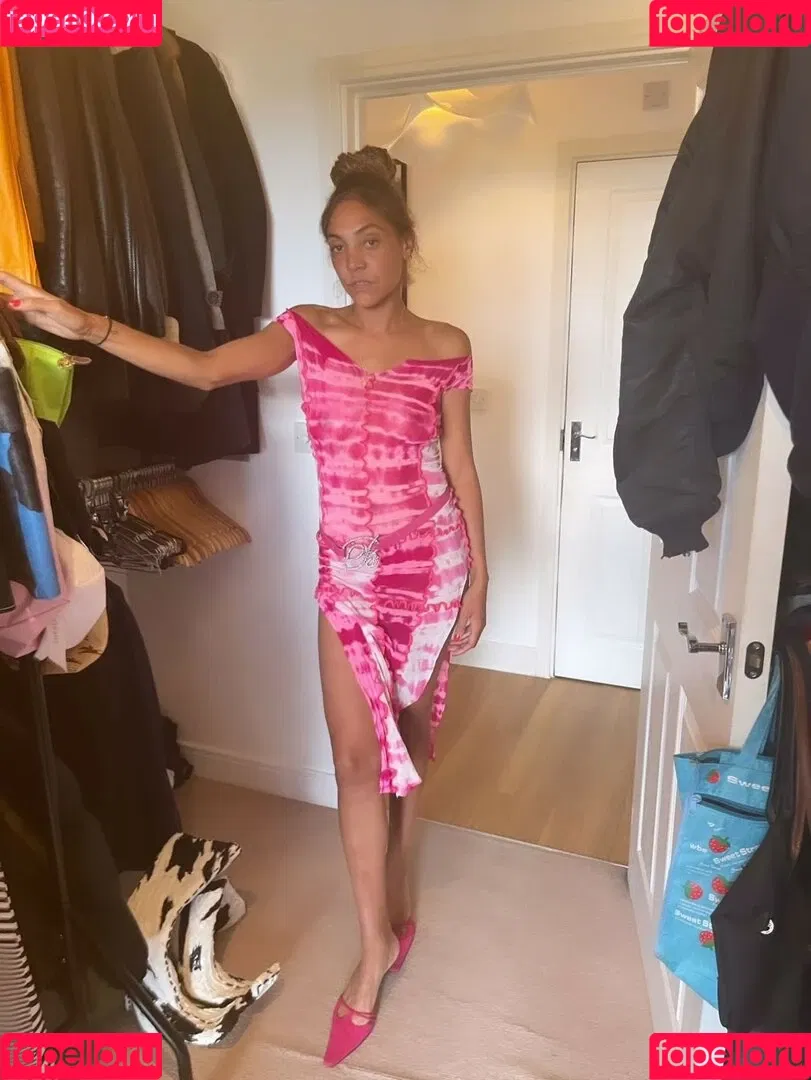 Miquita Oliver Onlyfans Photo Gallery 