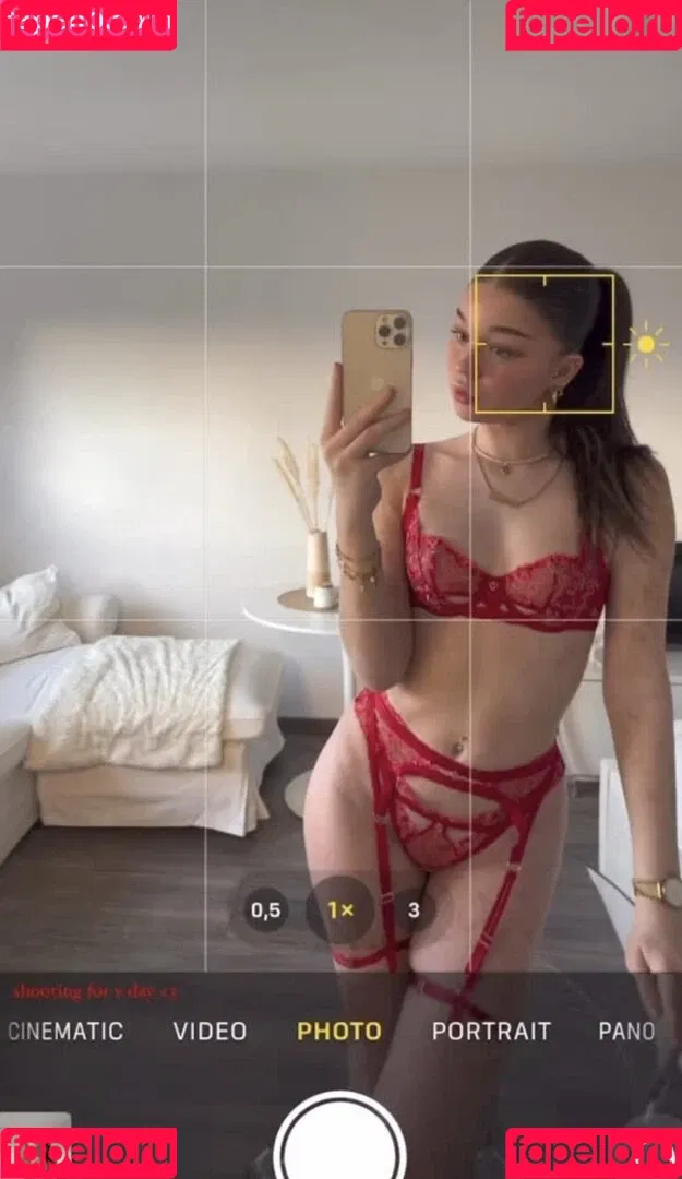 Sophia Elena Onlyfans Photo Gallery 