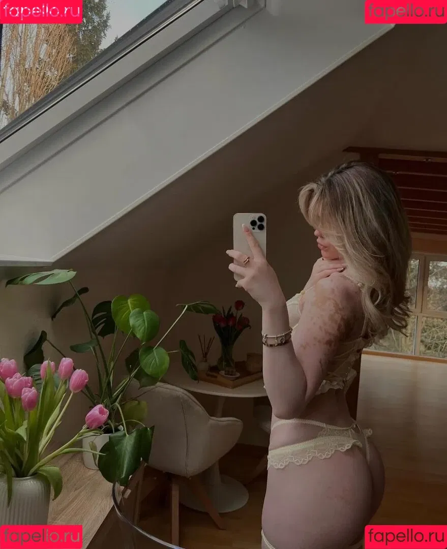 Sophia Elena Onlyfans Photo Gallery 