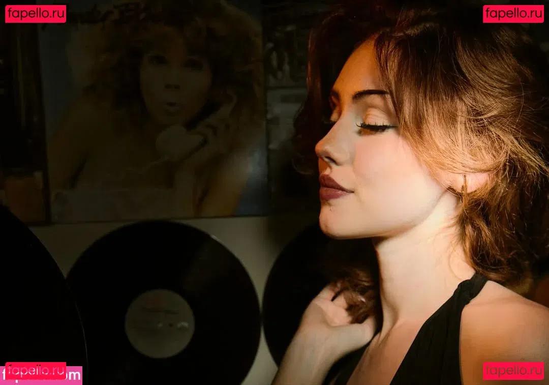 ValiantF0x Onlyfans Photo Gallery 