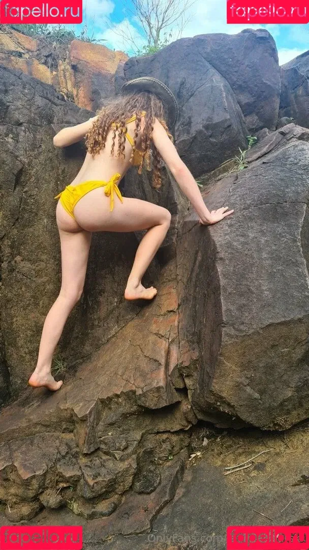 laviniatiburski Onlyfans Photo Gallery 