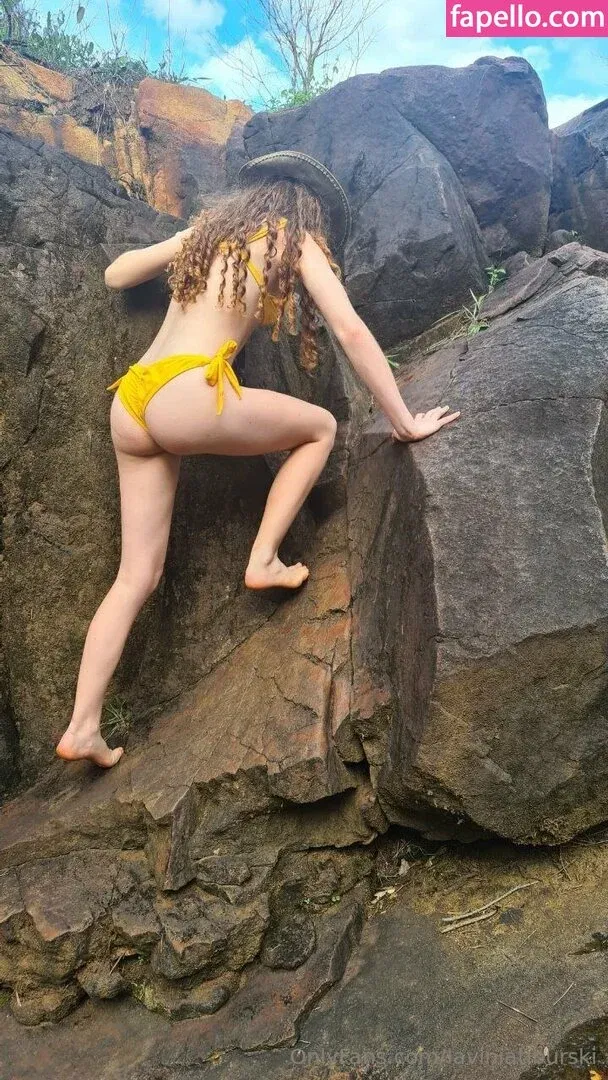 laviniatiburski Onlyfans Photo Gallery 