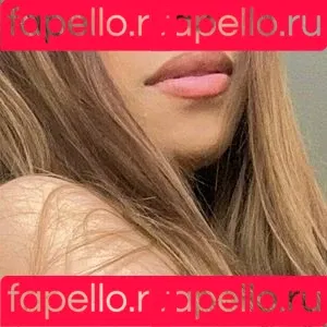 bust4mel Onlyfans Photo Gallery 