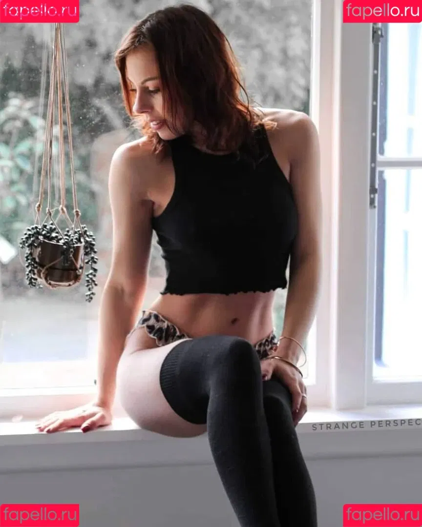 Zoe Phillips Onlyfans Photo Gallery 