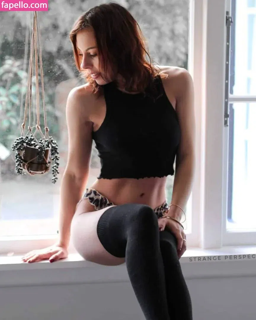 Zoe Phillips Onlyfans Photo Gallery 