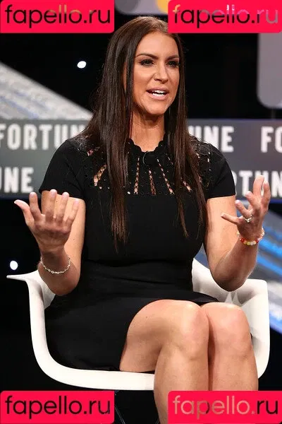Stephanie McMahon Onlyfans Photo Gallery 