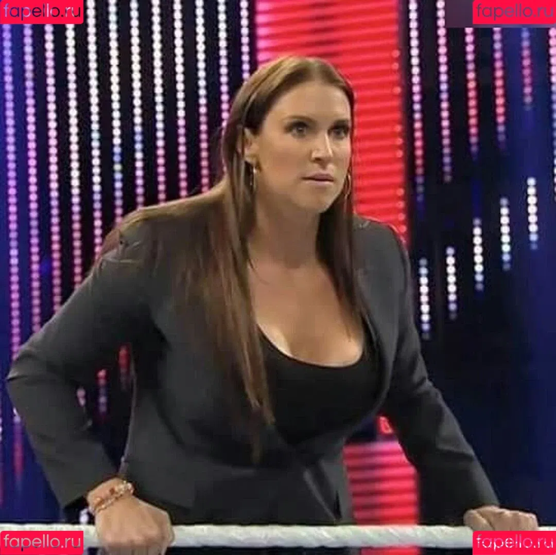 Stephanie McMahon Onlyfans Photo Gallery 