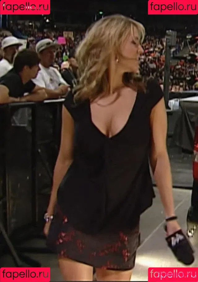 Stephanie McMahon Onlyfans Photo Gallery 