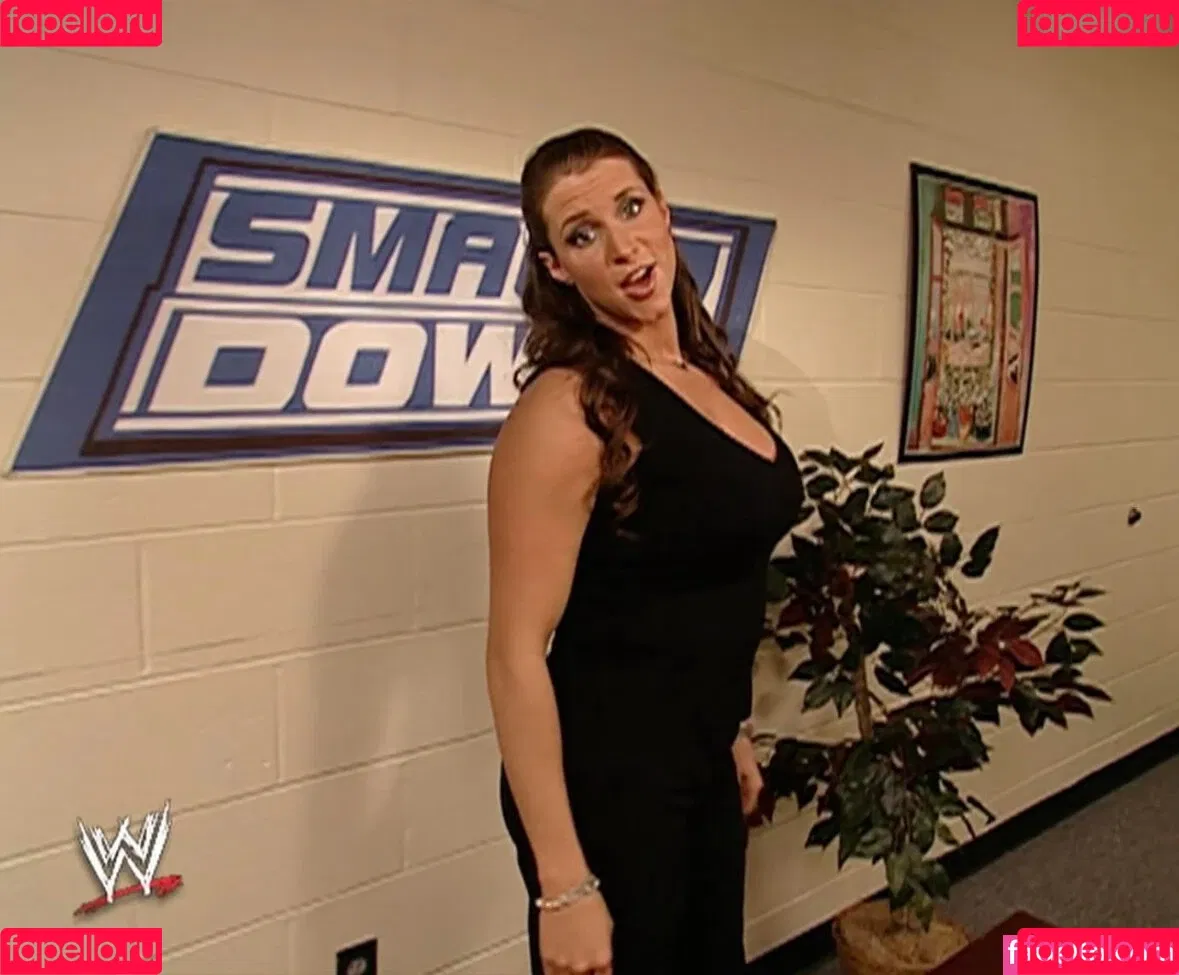 Stephanie McMahon Onlyfans Photo Gallery 